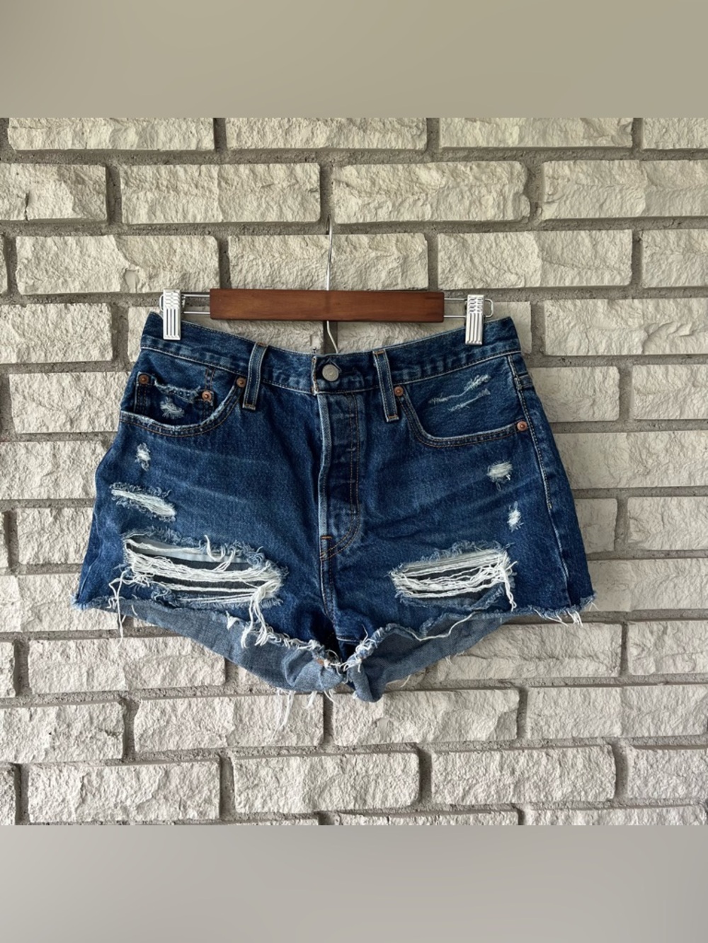 Levi’s Darkwash High Waisted Distressed Cut Off Jean Shorts Size W29